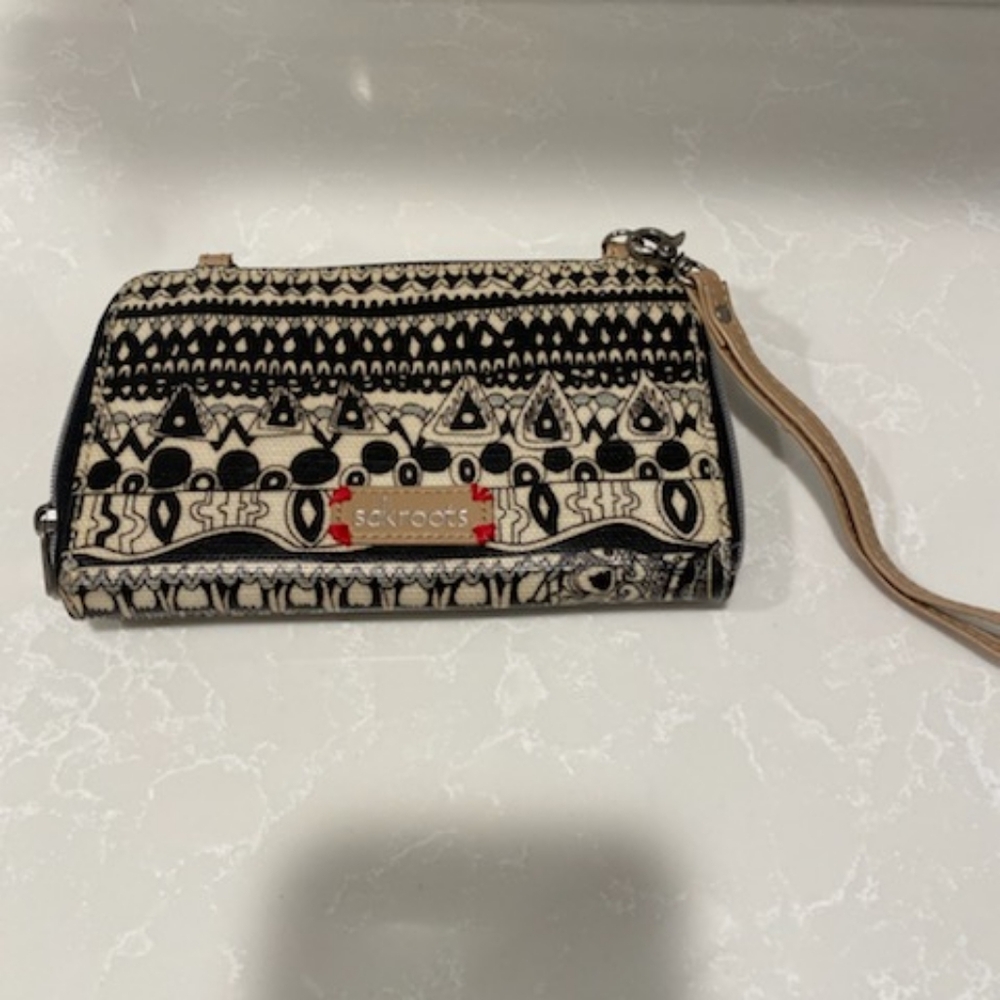Sack Roots wristlet/wallet. - Picture 3 of 6